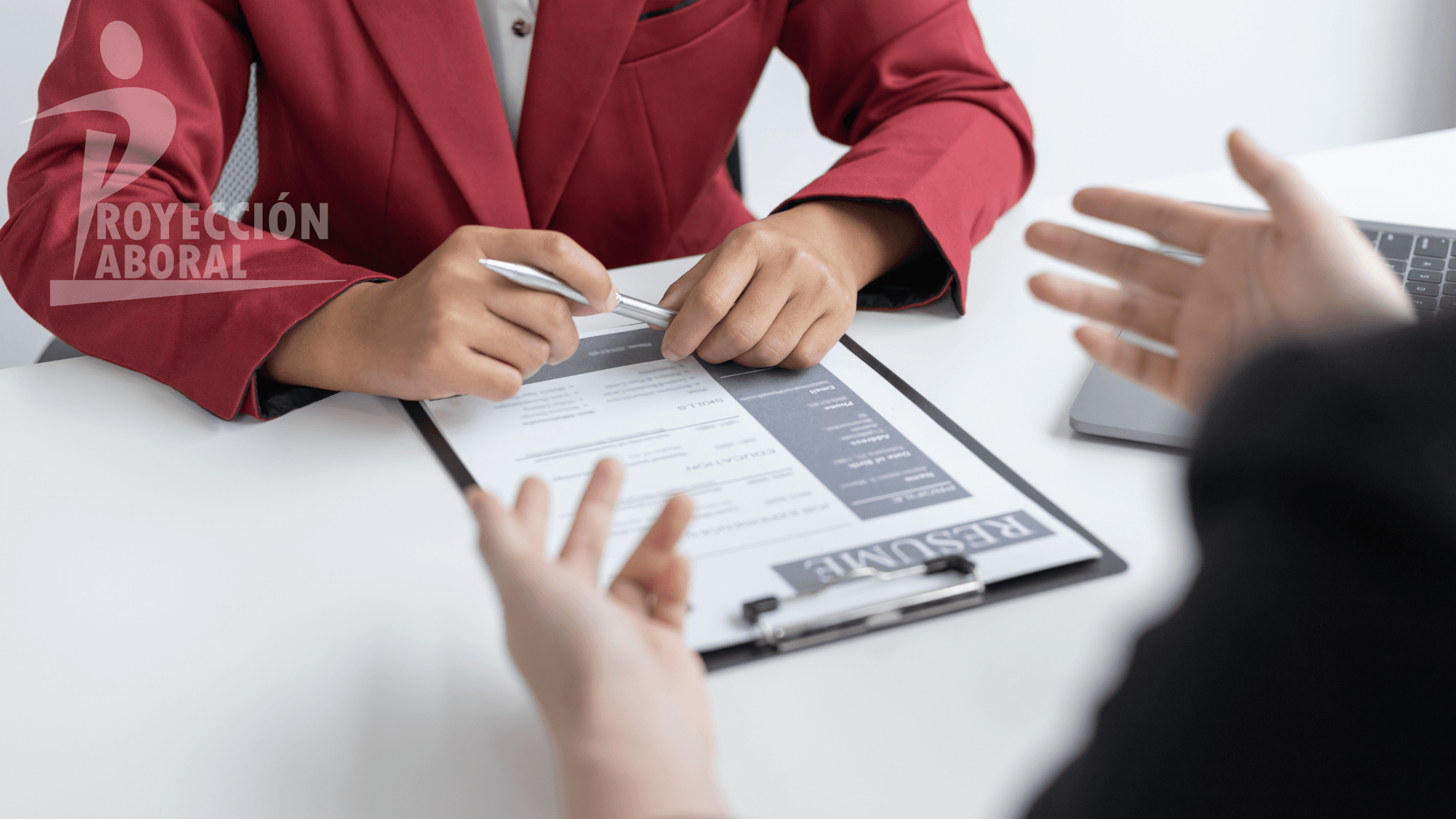 Cómo fortalecer tu perfil si vienes de un trabajo informal.