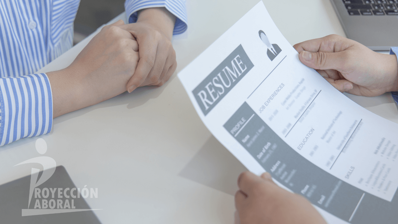 Hojas de vida: cómo hacerla y cómo enviarla correctamente para aumentar tus oportunidades laborales.